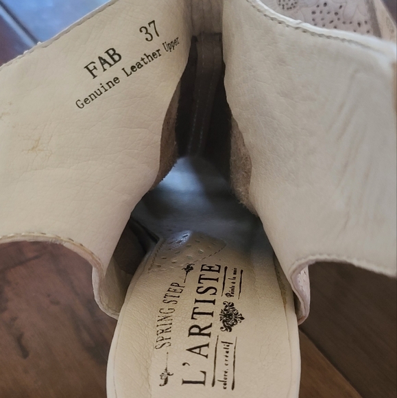 L'artiste Women's Shoes. Size 37(UK) SIZE 7. Cream Colored. - Picture 2 of 2